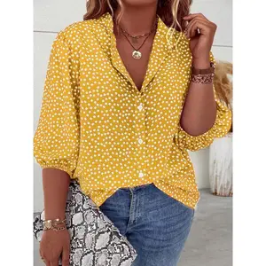 Plus-size floral print shirt with a curved hem, casual roll-up sleeves and a collared neckline, suitable for everyday wear; women’s clothing for all seasons; women’s shirts