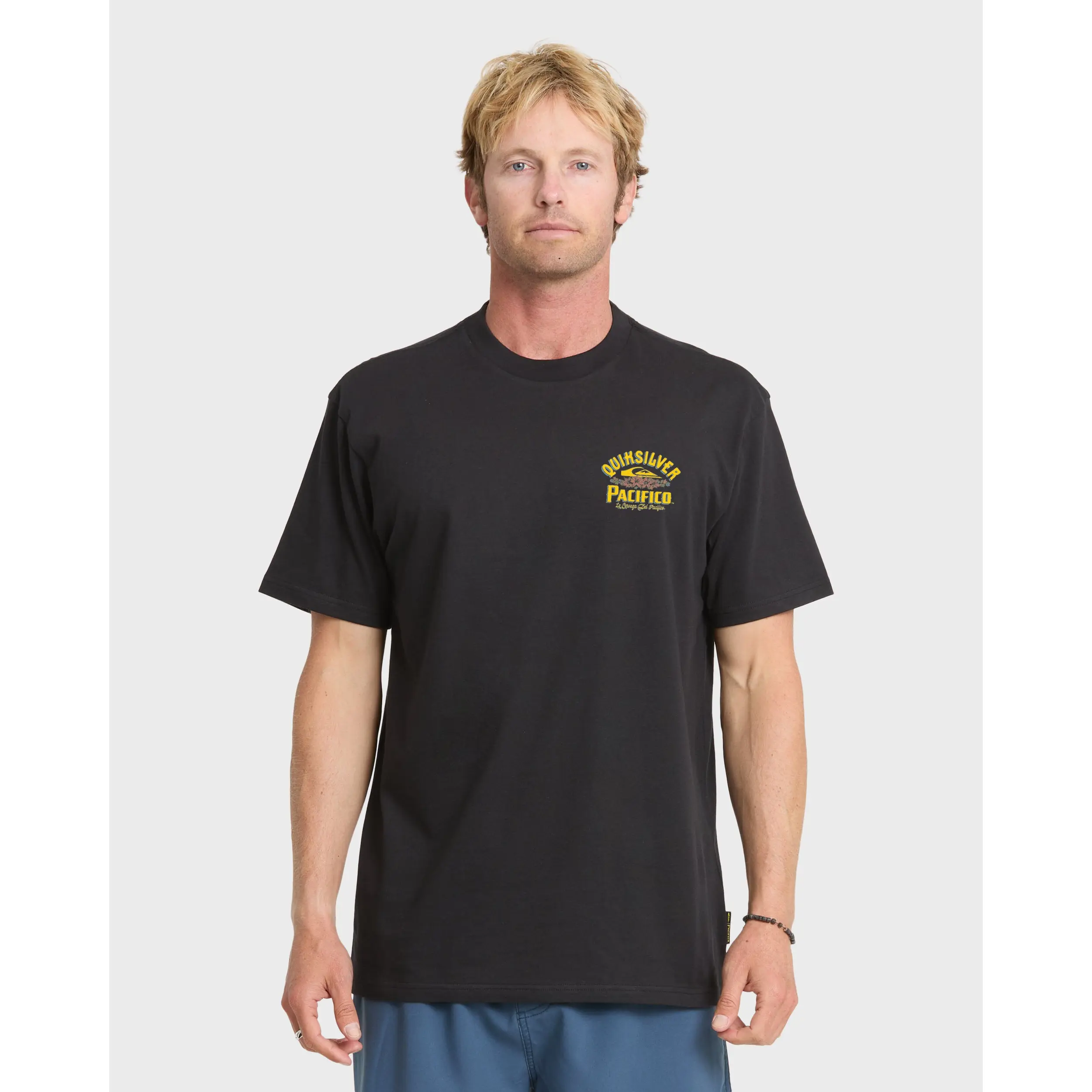 Quiksilver | Pacifico Signage Short Sleeve Knit T-Shirt | 100% Cotton Graphic Print Breathable | Everyday Wear