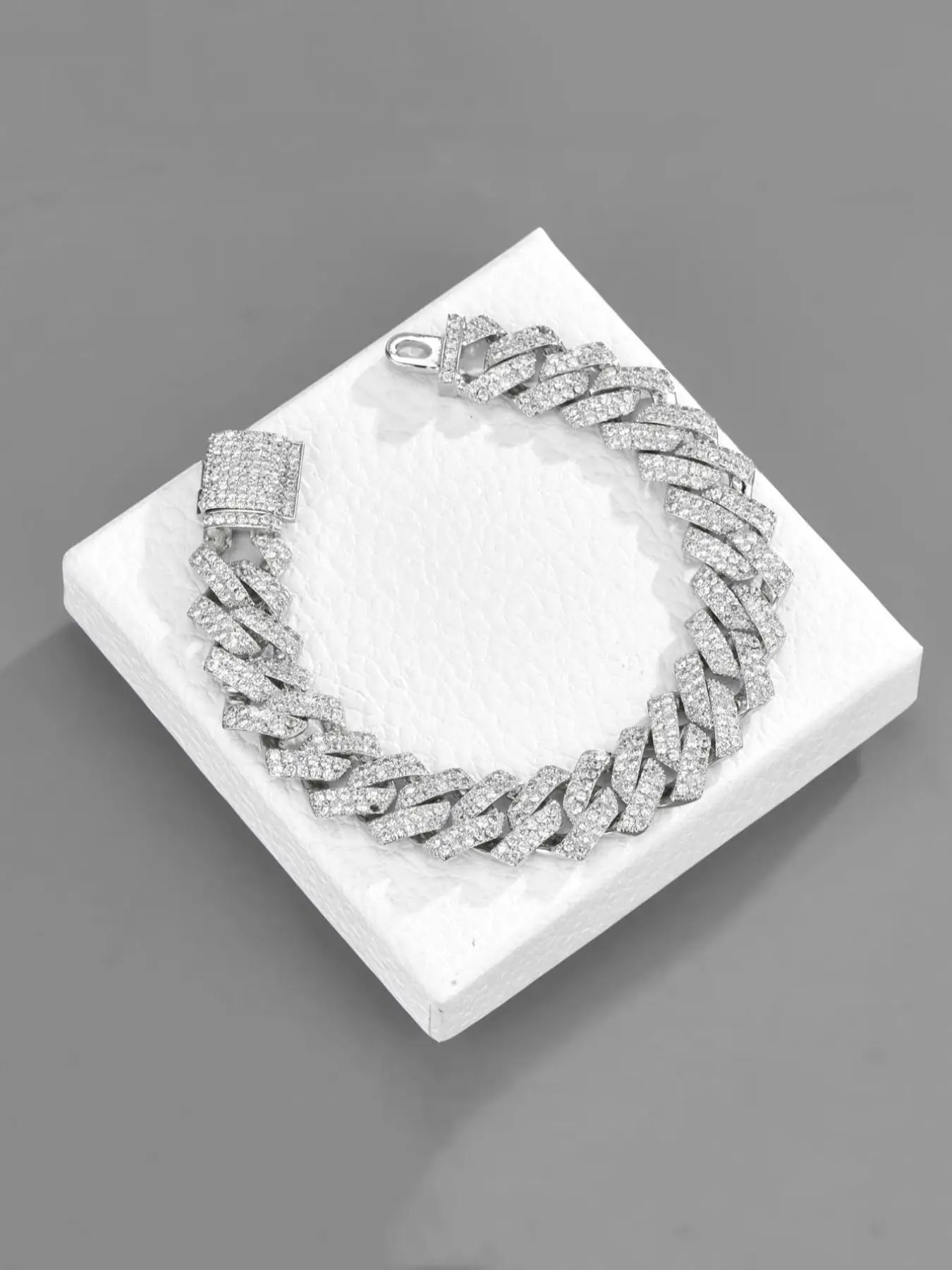 Hip Hop Rhinestone Decor Chunky Chain Exquisite Bracelet, Street Elegant Jewelry Bracelet Fashion All-match Iced Out Jewelry & Hippie Accessories, Max