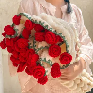 Rose Blanket, Rose Flower Blanket, Handwoven Plush Round Throw That Folds Into a Rose Bouquet Gift for Loved Ones Perfect for Living Room, Bedroom, or Outdoor Photos – Available in 65/100cm Diameter