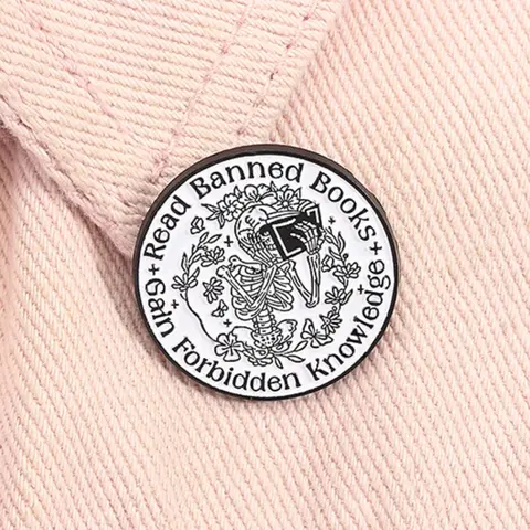 Read Banned Books Floral Skeleton Enamel Pin Durable Metal Pins Reading Lover Gothic Halloween Metal Brooch Flower Brooch Pin Lapel Backpack Badge Jewelry Accessories Gift for Friends Alloy Brooch Pin