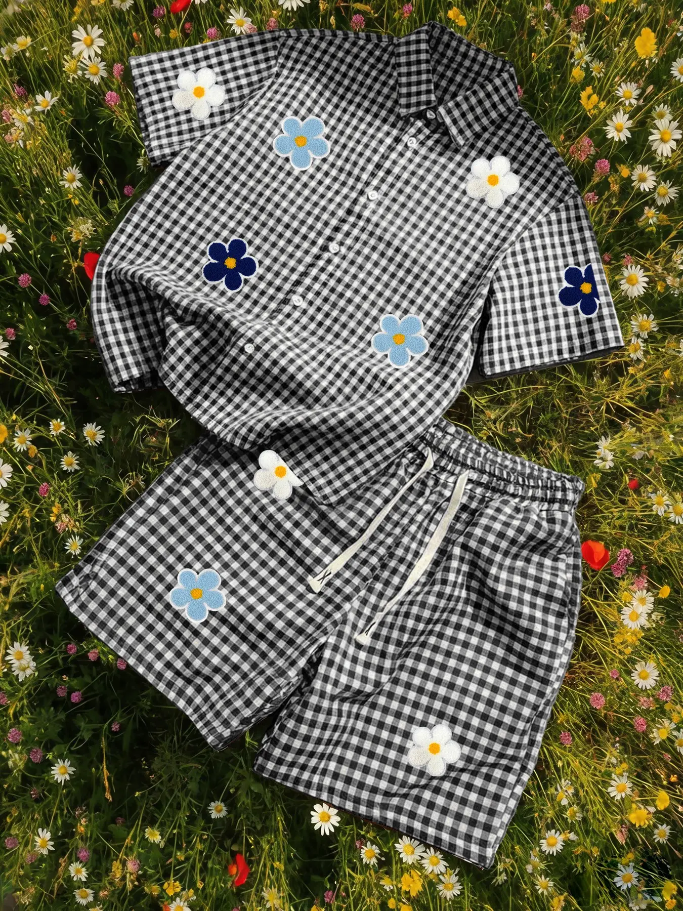 Unisex design, Matching, casual street style, summer checkered short-sleeved collar shirt + adjustable waist shorts set, Guayabera Hawaiian Set, Casual clothing set, Menswear, Mini flower embroidery design, loose fit, breathable & comfortable, streetwear