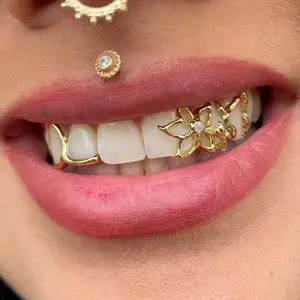 Gold Plated Hollow Flower Grillz, Inlaid Rhinestone Double-Teeth Decorative Dental Accessory for Hip Hop Party Outfit Matching (Fashion Costume Jewelry Charm)