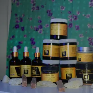Complete Set of Bakhoor with Matching Khumra Perfume - Products