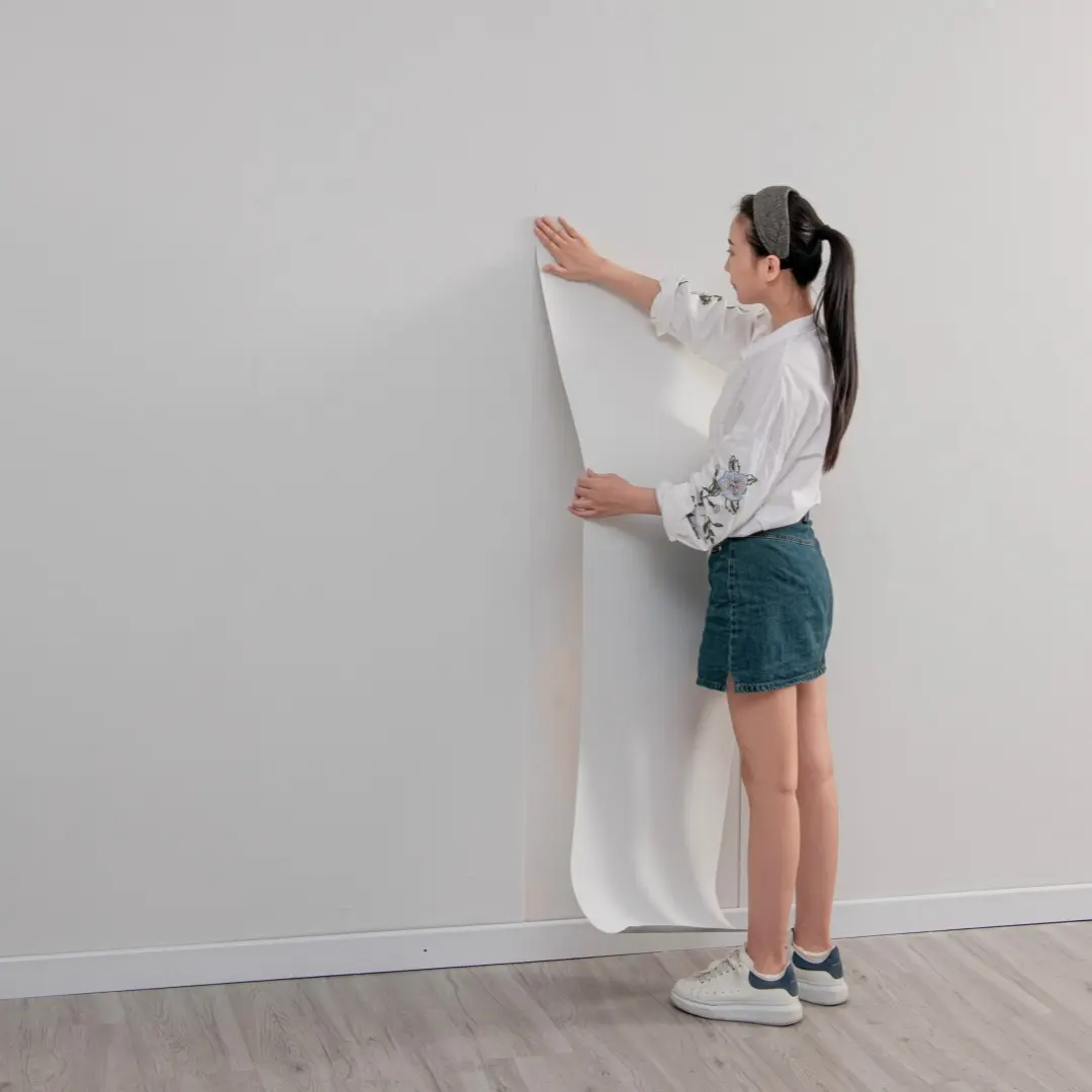 White self-adhesive wallpaper, Sticky Wallpaper Peel And Stick, Peel and stick wallpaper for bathroom, removable vinyl, waterproof and wear-resistant wall panels roll, thickness 2mm suitable for walls furniture, rental-friendly DIY home decor, 50cmx1000cm