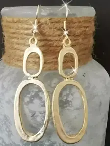 Geometric Hollow Out Statement Earrings for Women, Gothic Fashion Jewelry, Bold and Stylish Accessories, Perfect for Trendy Ladies, Unique Design Earrings