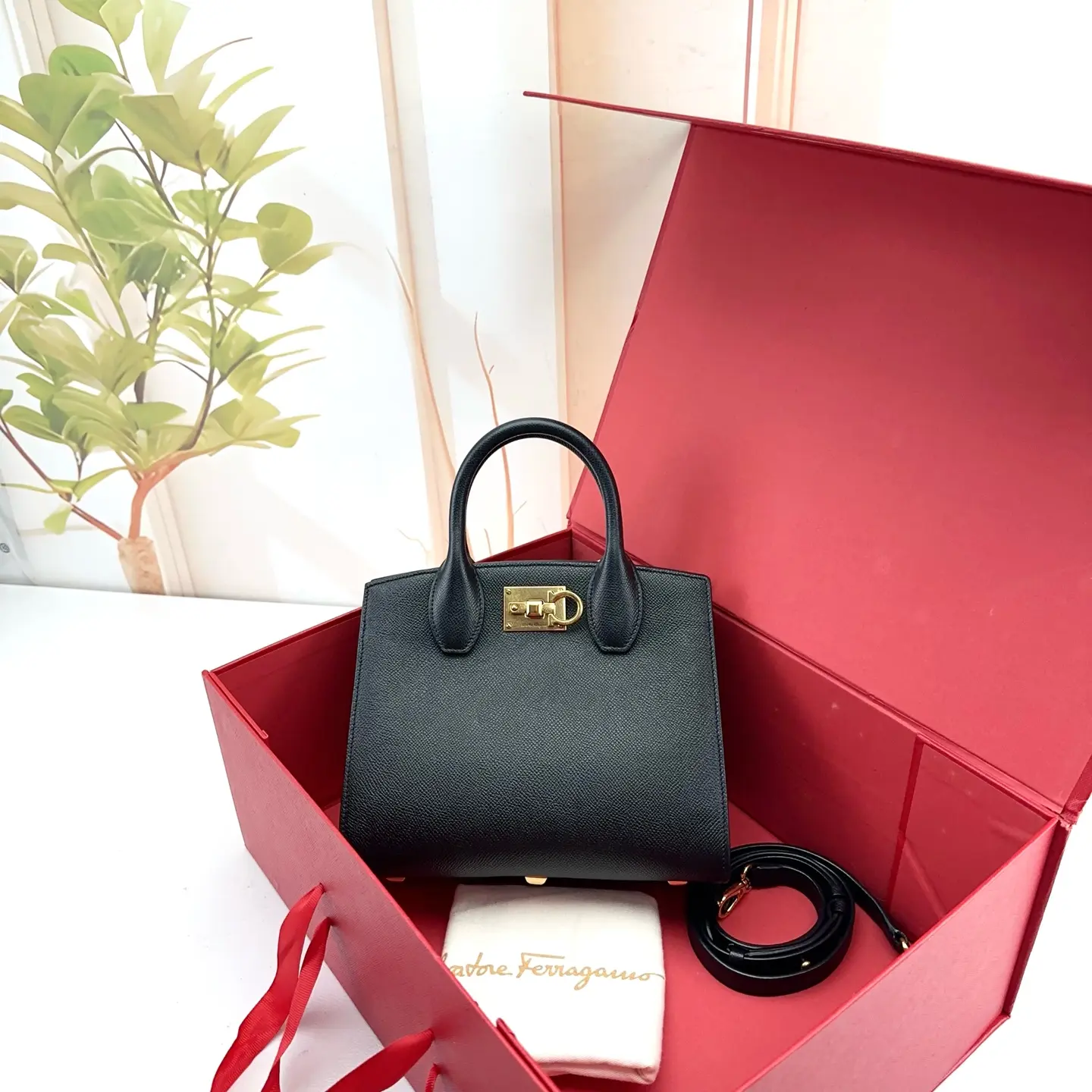 Pre-owned SALVATORE FERRAGAMO Grained Leather Gancini Top Handle Satchel 0807 raye 22285682