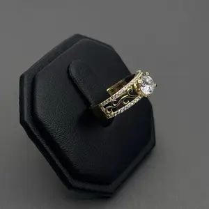 14K Gold Solitario Ring for Wedding CZ Stone Elegant Design Perfect for Special Occasions