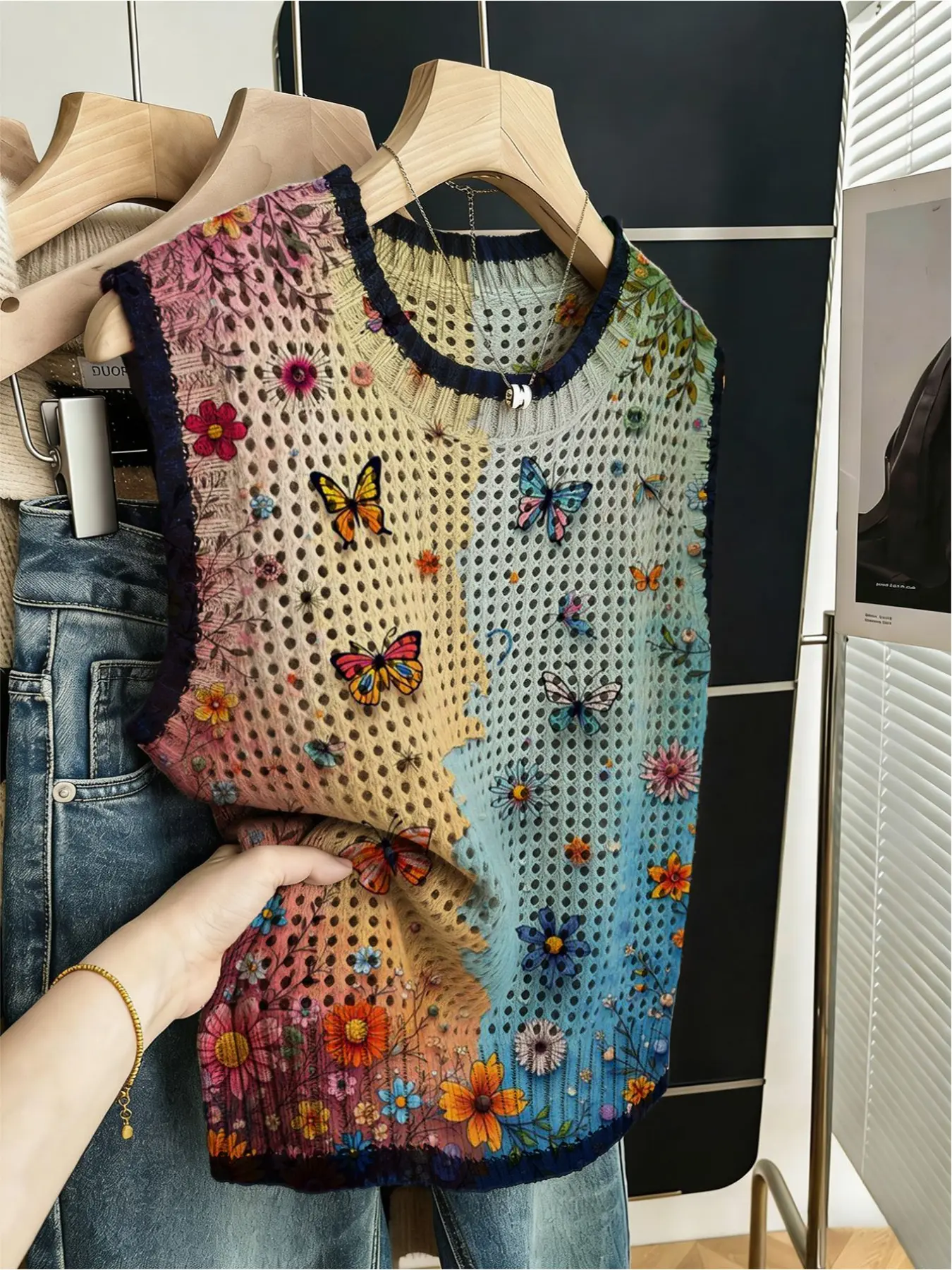 Spring and summer vacation bohemian style casual loose crew neck sleeveless hollow-out color-block trim khaki, butterfly and floral print women's knitted top for spring and summer, summer women's outdoor vest blouse, ladies' summer knitted top, summer bik