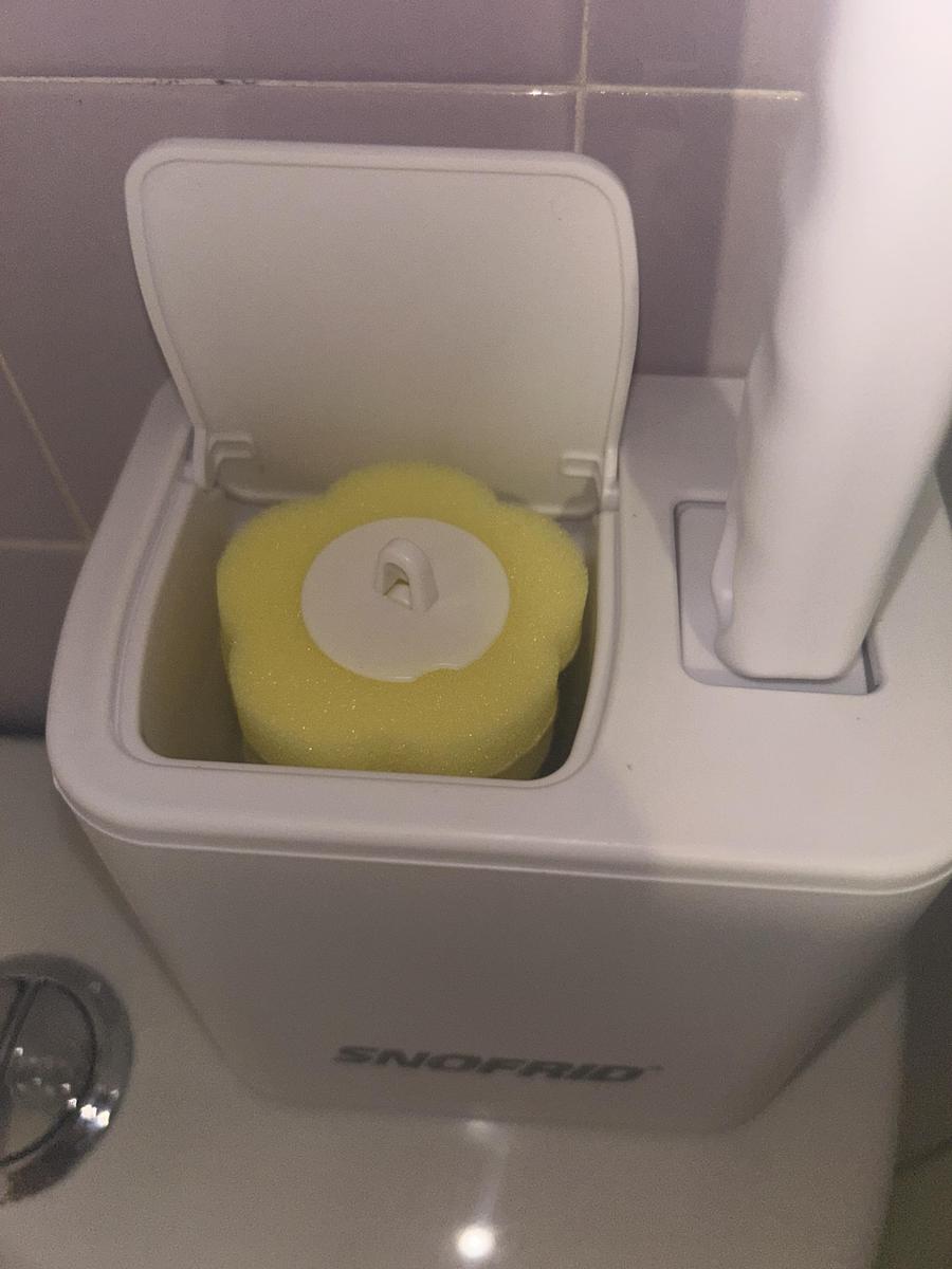 Item: Toilet Brush+24Refills