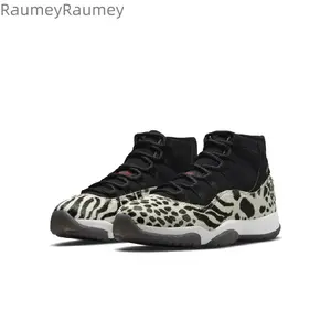 Black and white retro comfortable casual cushioned anti-slip basketball shoes