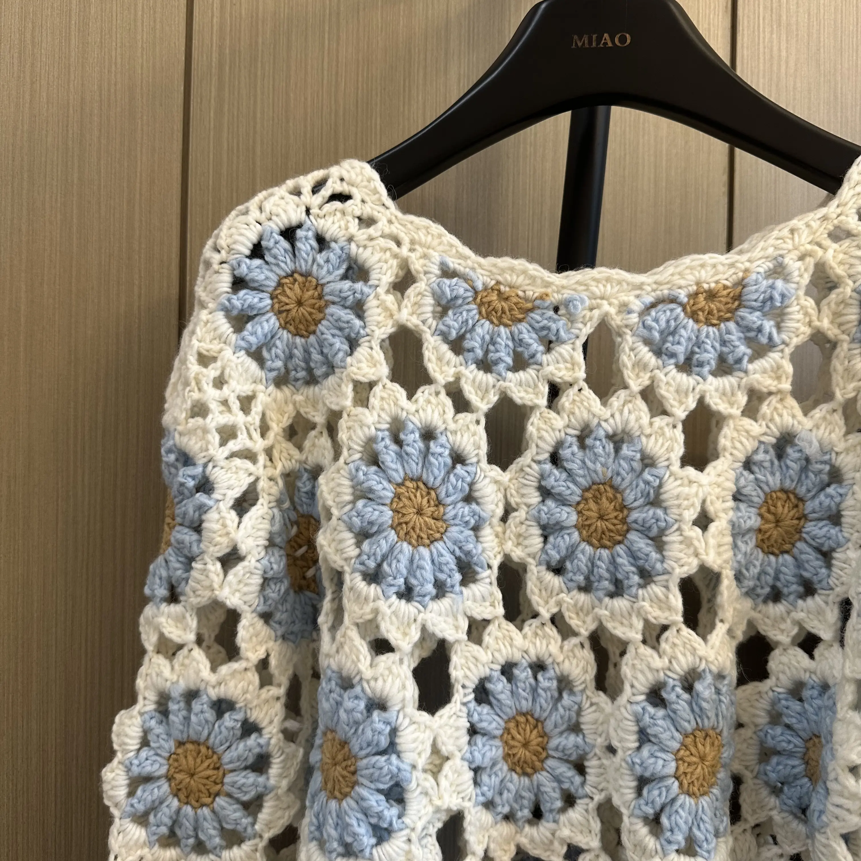 Women's Elegant Handmade Wool Knit Crop Top - 3D Floral Crochet