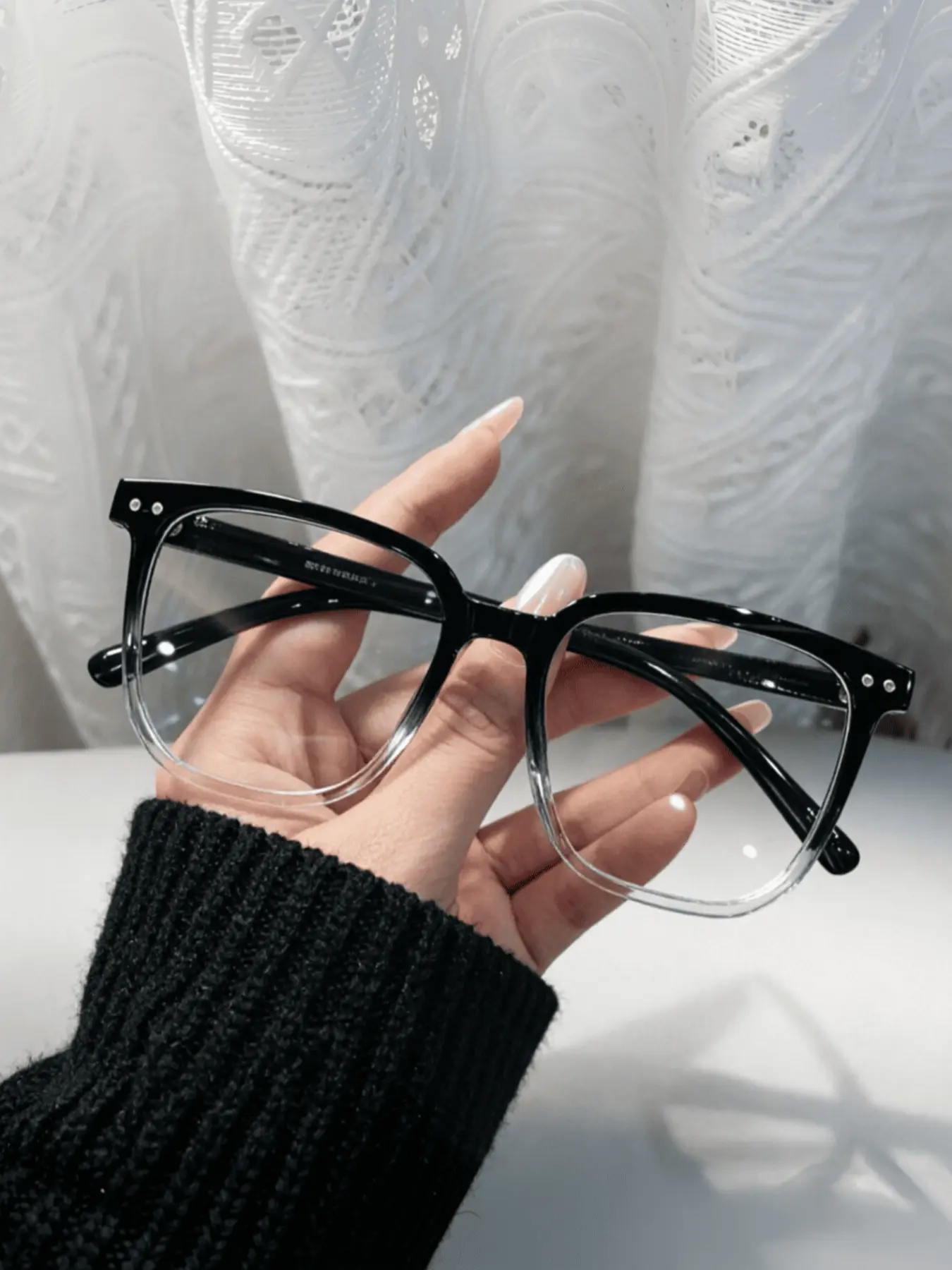 Fashion Square Reading Glasses for Men and Women, HD Magnifying Eyeglasses, +1.0 to +4.0 Diopter, Comfortable and Durable, Ideal for Office and Mobile Use, Square Frame Eyeglasses, Square Eyed Glasses, High Definition Glasses, Lightweight Durable Glasses
