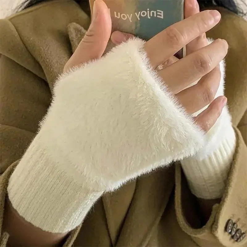 Windy Half-Finger Gloves, Warm and Protective, Versatile Design for Office and Study, Multiple Colors Available, Unisex Style