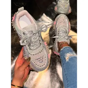 Women’s fashionable rhinestone-decorated lace-up sneakers—casual, comfortable, breathable sports shoes with a round toe that are easy to match and suitable for everyday wear