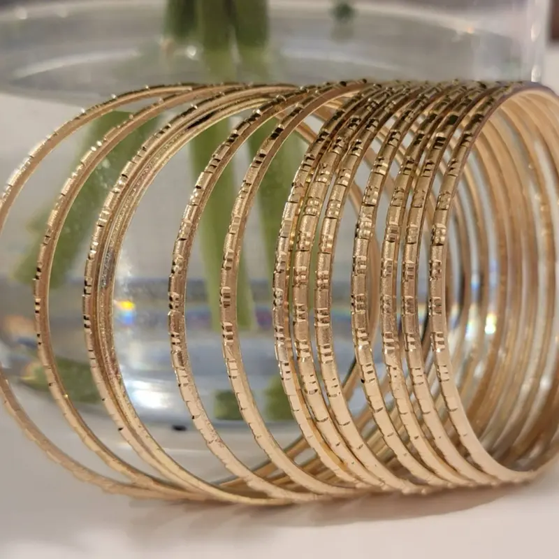 14K Gold Plated Bangel Bracelet Set of 3 Women 7” Brazalete Oro Laminado Set de 3 Mujer Talla 7”