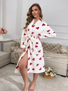 Women's Valentine Heart Print Robe, Thick Velvet Warm Long Gown for Fall & Winter, Casual Home Wear, Loungewear, Nightwear, Leopard Pattern, Loose Fit