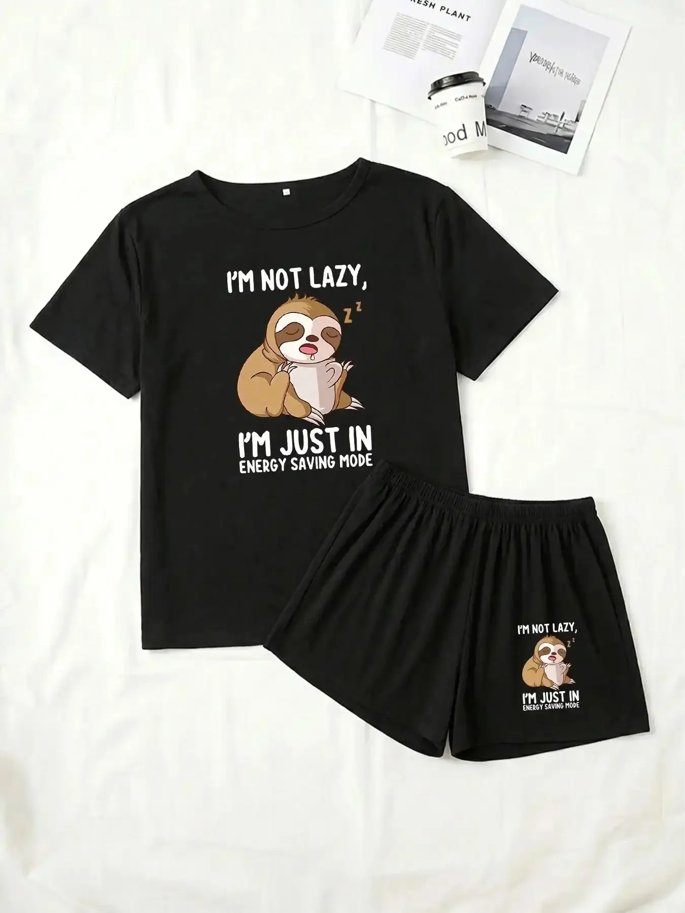 Three-Piece Pajama Set for Women, Pajamas Adults, Loungewear Pjs Short Sleeve and Shorts, Cartoon Tree Squirrel Print, Casual Loose-Fitting Sleepwear Pyjamas minimalist loose fit
