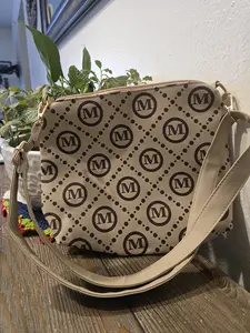 medium bags