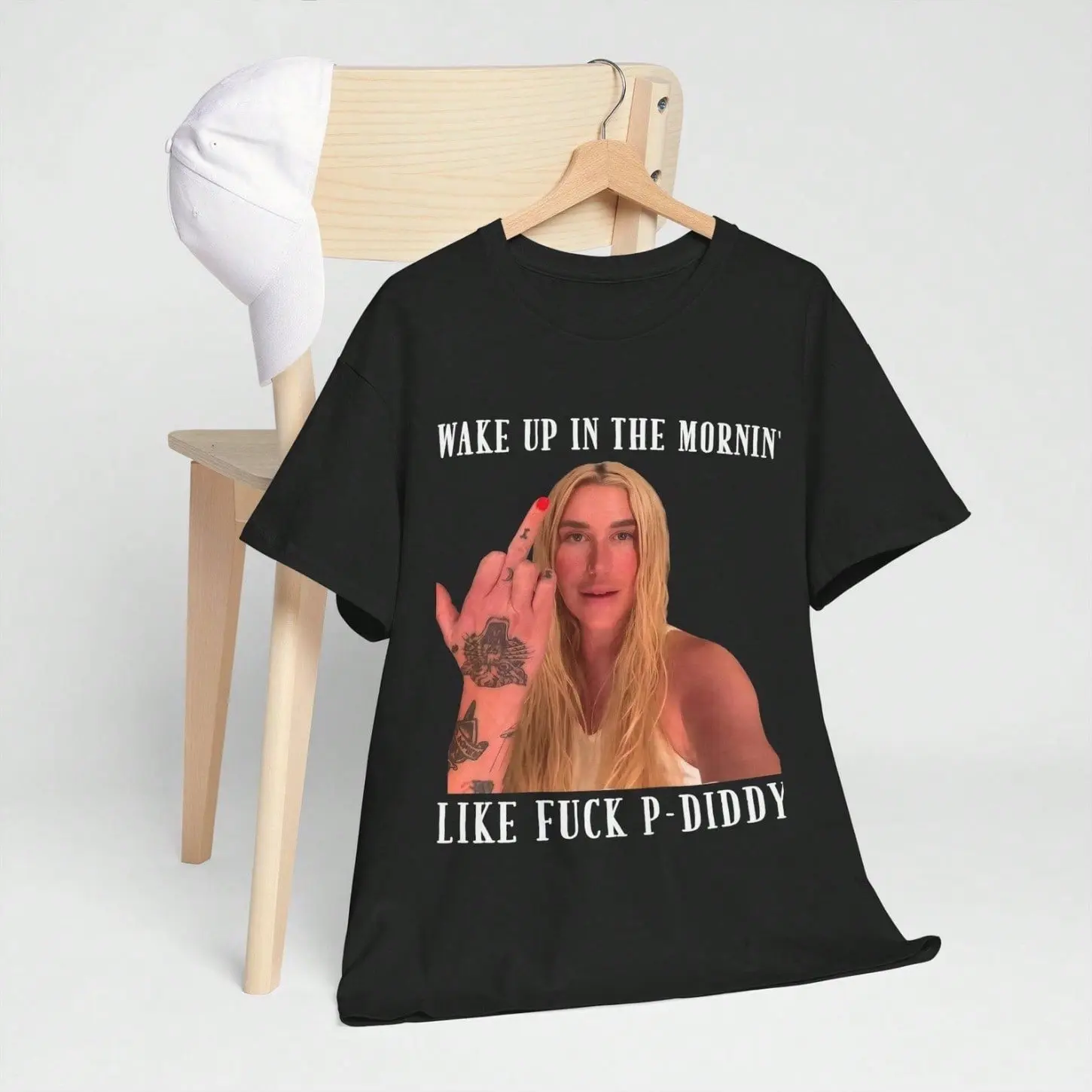 Funny Keshas Wake Up In The Morning Meme Vintage Graphic TShirt for Men Women， Unisex Oversized Casual Streetwear Short Sleeve Top