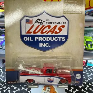 Hot Wheels Shop Trucks 62 Chevy