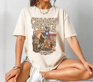 Choosin' Texas T-Shirt, Vintage Country Music Merch, Retro Western Cowboy Shirt