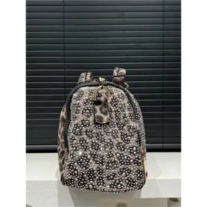 Ladies' fashionable and gorgeous diamond studded tote bag, leopard patterned full diamond cylindrical bag, handmade rhinestone bag, elegant bag, single shoulder crossbody bag, Elegant Handbag