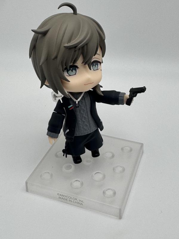 Good Smile Company Kanae Nendoroid 1848 - Nijisanji Art Toy Figure with 3 Face Plates Cat Cushion & Game Console 10 cm Authentic Collectible