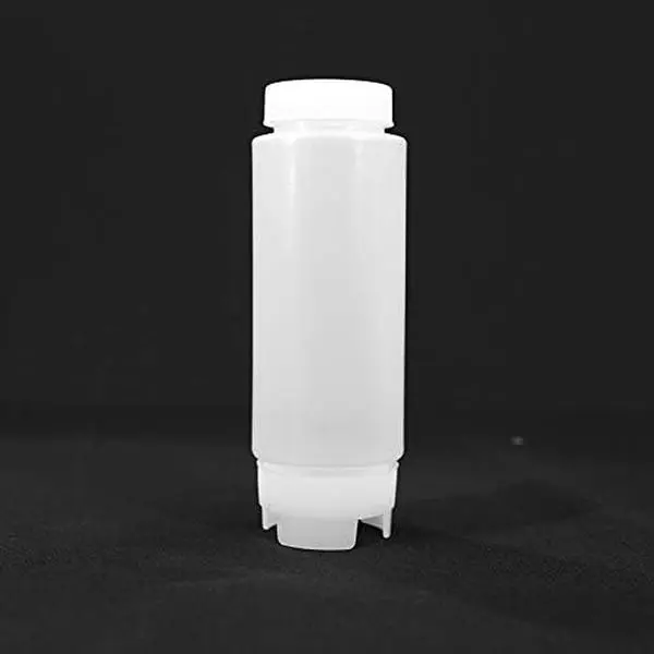 Hakka 4-Pcs 24oz BPA-Free Plastic Condiment Squeeze Bottles, Food Grade Dispensing Bottles with Leakproof Caps for Ketchup, Mustard, Syrup, Oil & Sauces