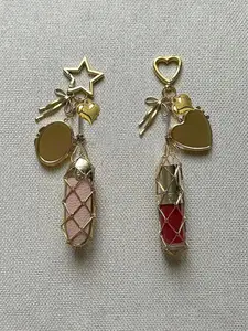 Stainless Steel Lipstick Holder Keychain, Heart Star Decorative Makeup Bag Charm, Keychain Bag Pendant, Portable Cosmetic Accessory with Mini Mirror for Women Girls