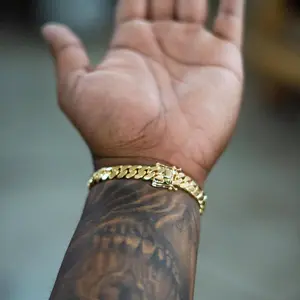 [Star Long]18K Vacuum-gold Plated Hip Hop Jewelry Stainless Steel Miami Cuban Link Chain Bracelet Fashion Accessory Men Women unisex Monaco italy Mexico & Micro Promise chains for Husband Boyfriend Valentines Birthday Gift
