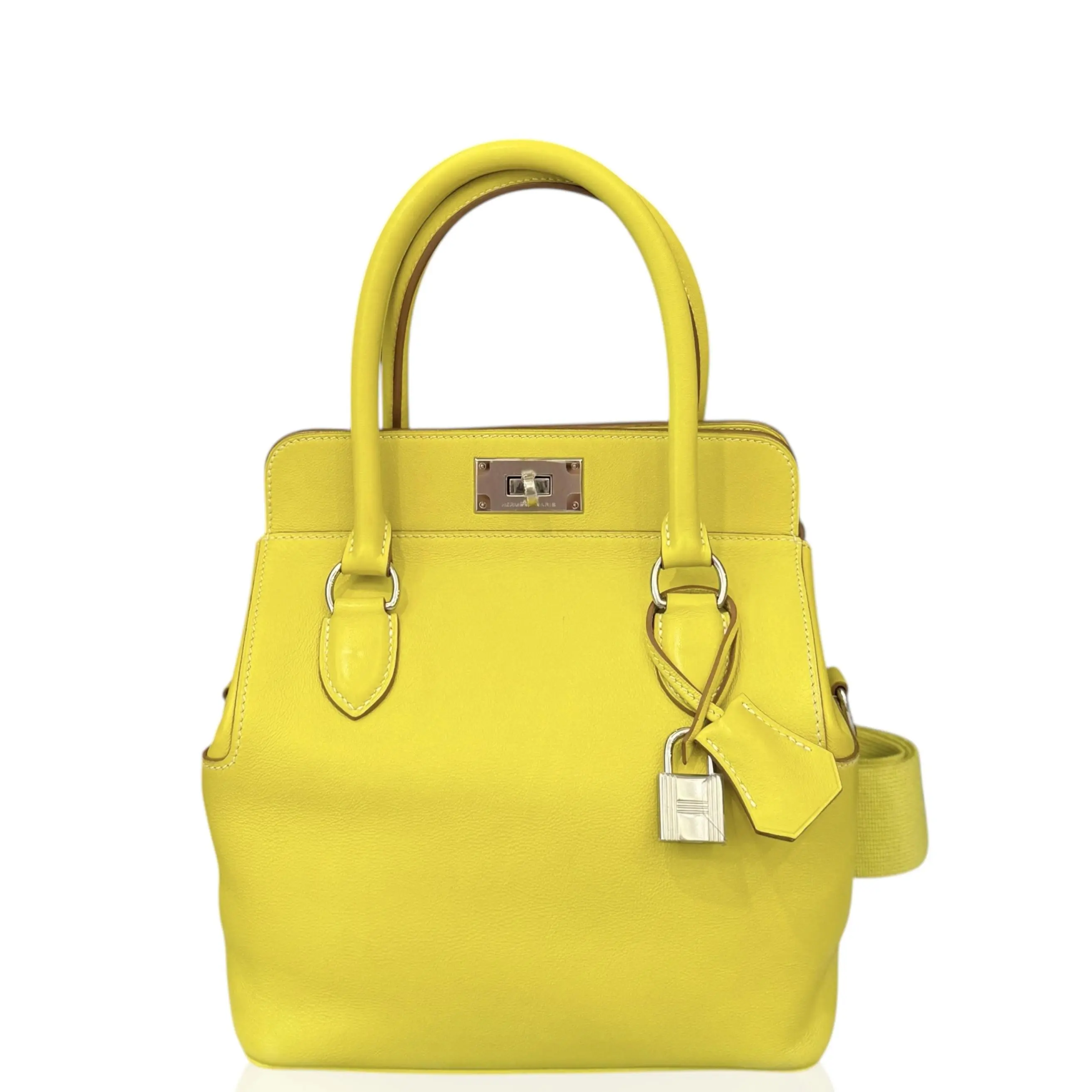 Pre-owned HERMÈS Leather tote bags Hermes Toolbox 20 Swift 9R Lime (xx041026b7)