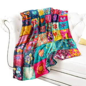 Boho Floral Patchwork Flannel Throw Blanket - Soft Cozy Colorful Heart Print Fleece Blanket, Lightweight Warm Blanket for Couch, Bed, Travel, All-Season Bohemian Home Decor & Gift