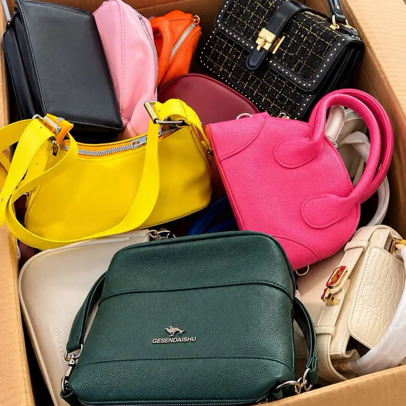 Women’s Mixed Handbag Mystery Box 30 pièces