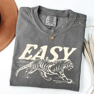 Comfort Colors Vintage Trendy Easy Tiger T-shirt, Retro Trendy Tiktok Tiger T-shirt, Unisex Oversized Boho Aesthetic T-shirt, Style Top, Gift For Her