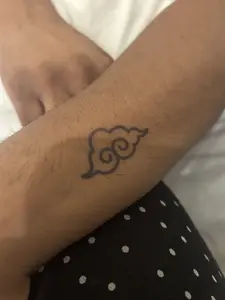 Traditional Korean Cloud Tattoo | 2 Week Temporary Vegan Tattoo | Minimalist Tattoo | Anime Tattoo | Body Art