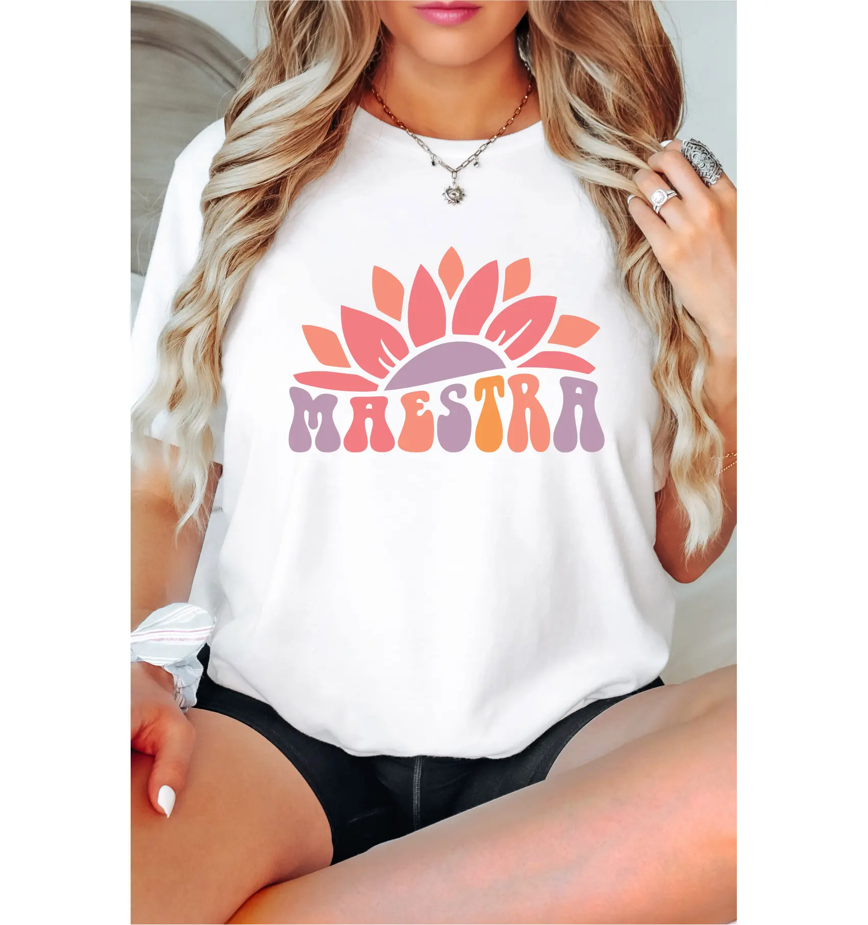 Maestra Shirt, Spanish Teacher T-shirt, Bilingual Teacher Tee, Teacher Appreciation Gift, Floral Latina Teacher Gift Tee, Back To School Shirt, Mexican Maestra Tee.