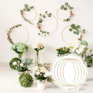 Metal Wreath Frame, 1 Count DIY Wreath Center Decoration, Handmade Wreath Making Supplies for Wedding Party Home Decor, Ornaments