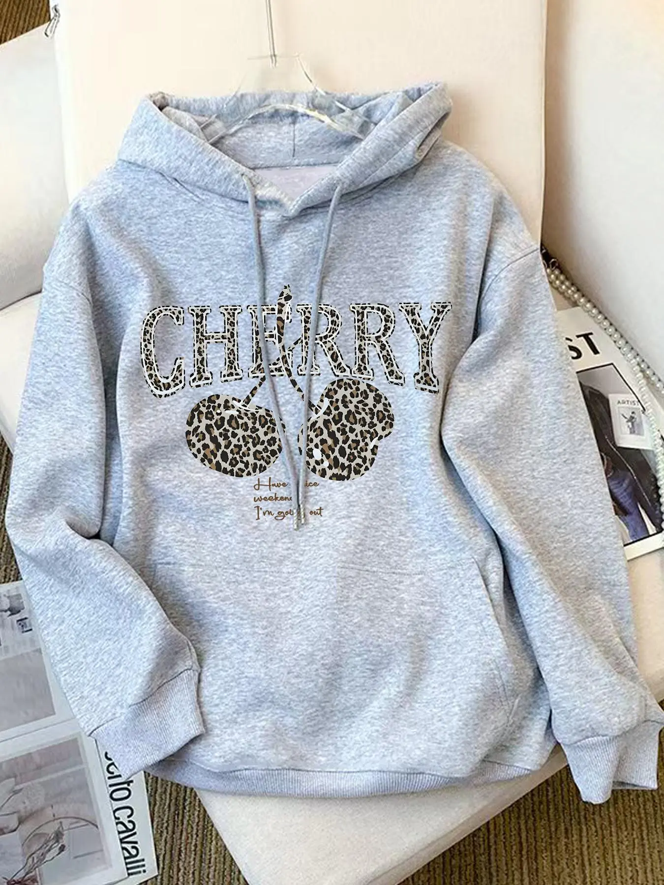 Women's Cherry Print Glitter Hoodie, Casual Long Sleeve Hooded Sweatshirt for Fall & Winter, Women's Clothes for Daily Wear, Tops, Casual Sweatshirts