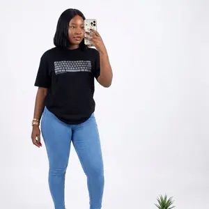Modern Oversized Keyboard Graphic Tee – Streetwear Chic Top for Womenswear Casual Tshirt Shortsleeve