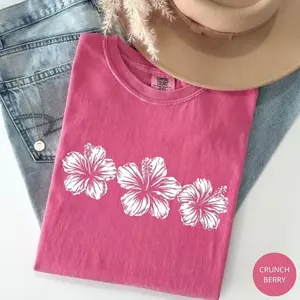 Comfort Colors Hibiscus Flower Shirt  Tropical Floral T-Shirt  Hawaii Vacation Beach Tee,  Womenswear Top