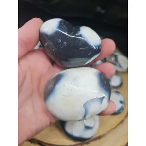 1each Natural Orca Agate Killer Whale Carnelian Crystal Heart Palm Healing