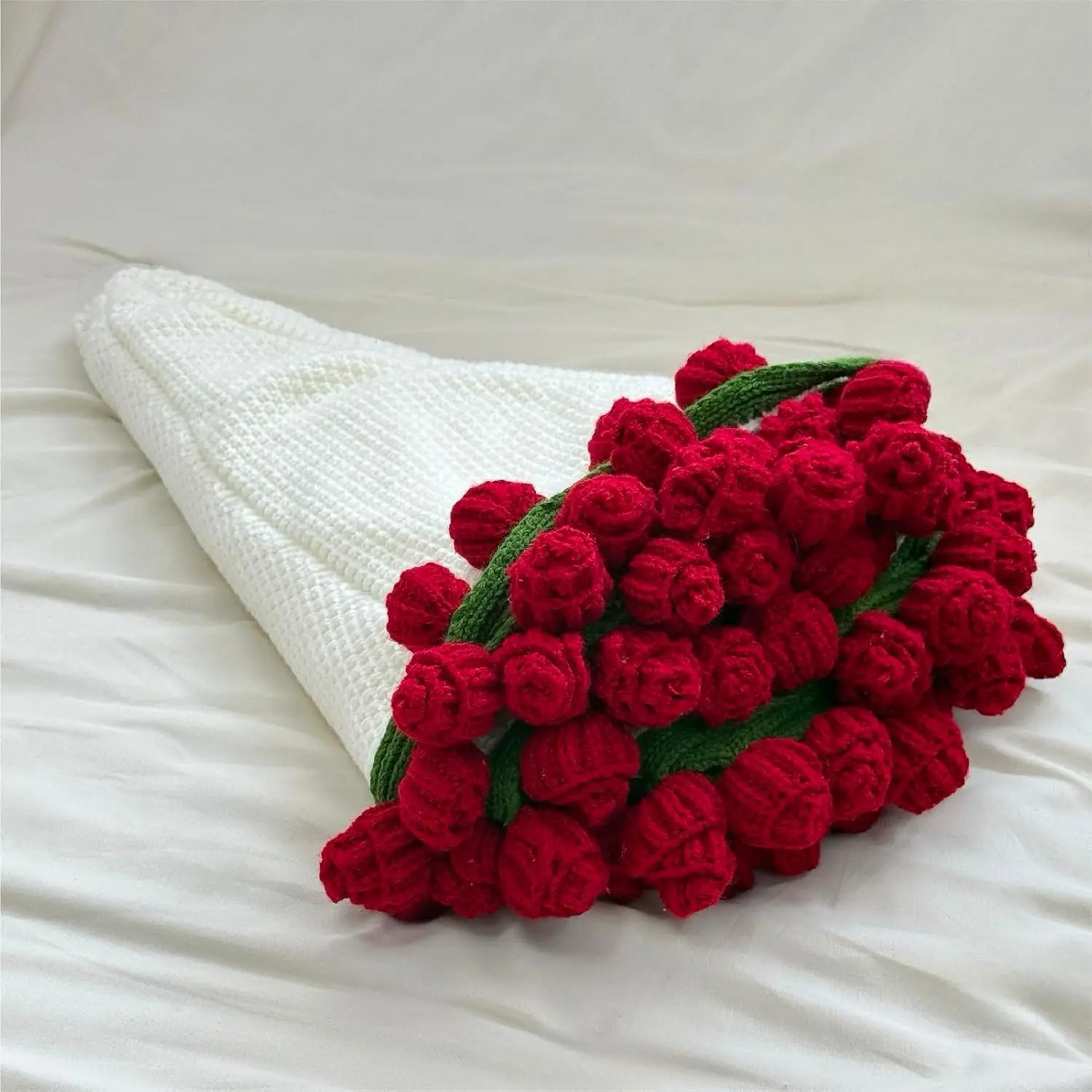 Christmas Handmade Crochet Red Rose Bouquet Blanket, Knitted Flower Wrap Throw Blanket, Festive Decorative Shawl Cover, Unique Xmas Holiday Gift for Her
