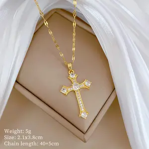 Copper micro-inlaid heart-shaped fashion necklace with full diamond embellishments, elegant and luxurious, for women, DDXL0064, versatile collarbone chain, titanium steel
