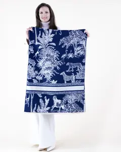 Safari Animal Scarf – Elegant and Nature-Inspired Lightweight Accessory for Women with Exotic Animal Design Shawl