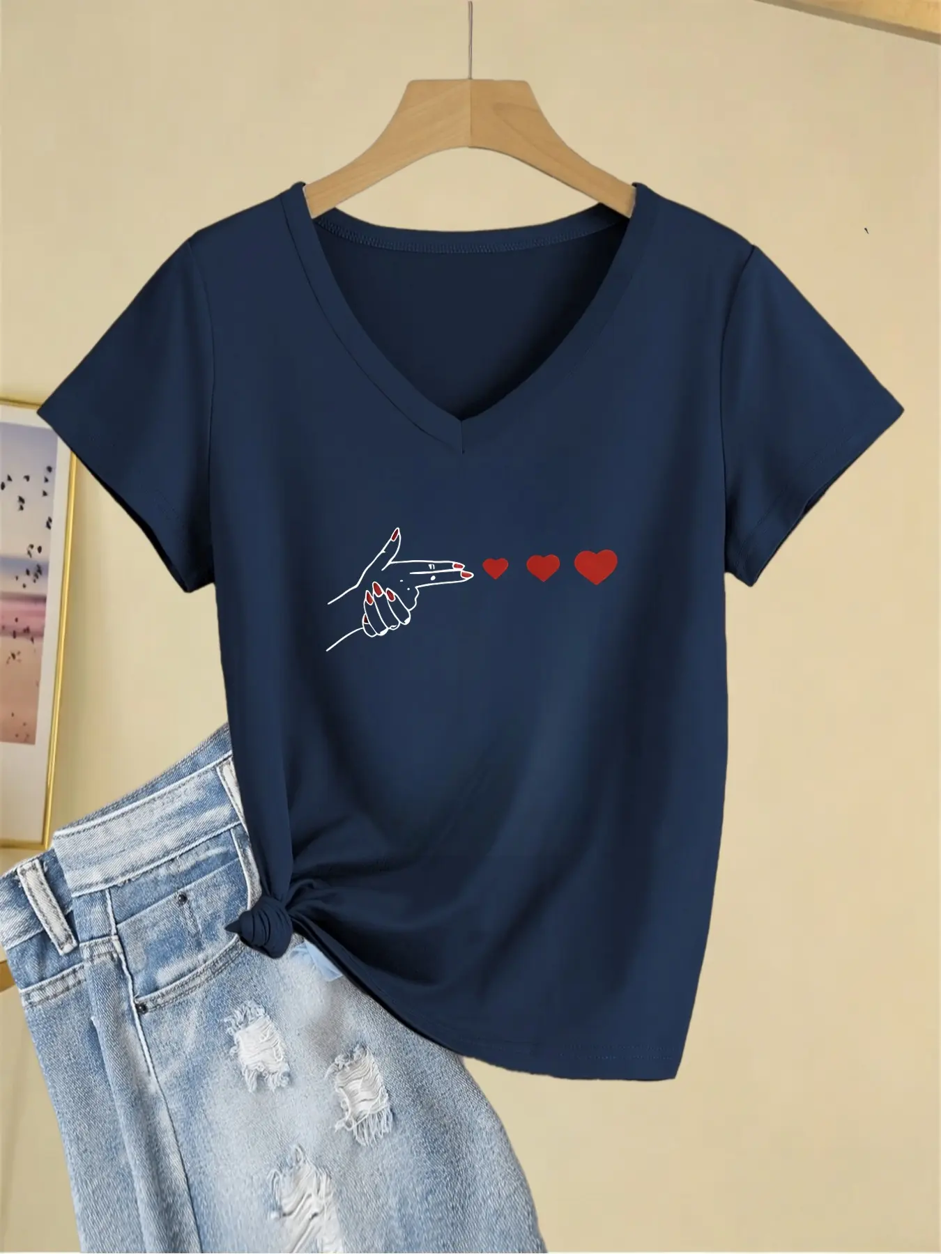 Women's Casual Short Sleeve T-Shirt, Heart Pattern V Neck, Lightweight Summer Top, Fitted H-Type, All Seasons, Plain Surface, Casual Fashionable Top, Womenswear