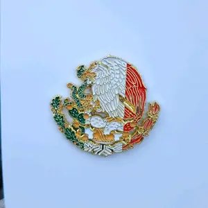 Escudo Mexicano clores de bandera hat pin