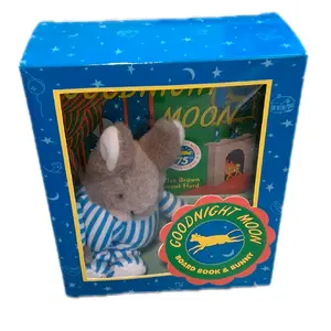 Goodnight Moon Collectible Board Book & Bunny: Margaret Wise Brown