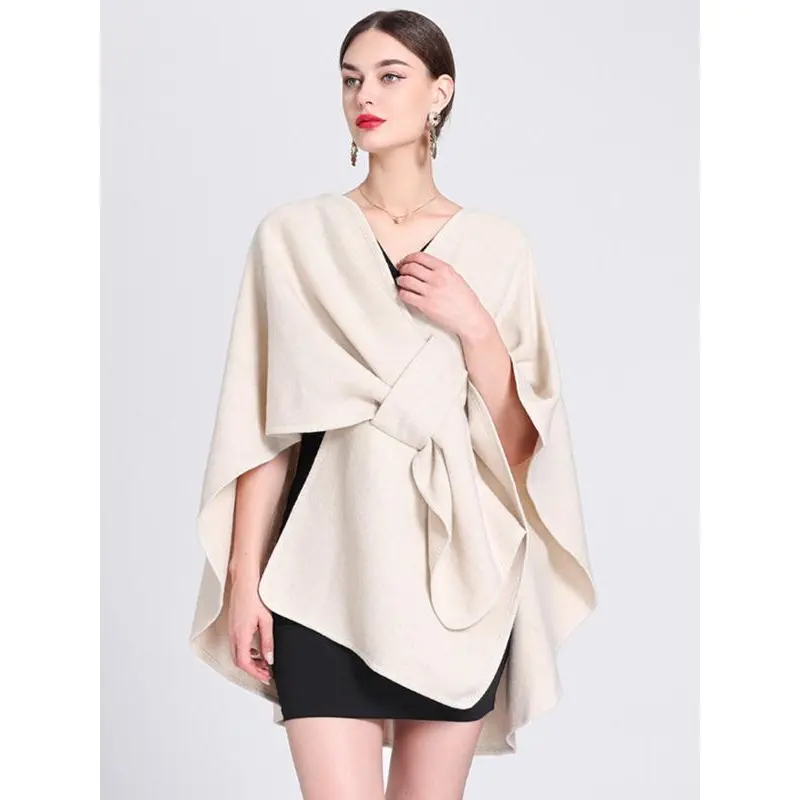 Women's Elegant Solid Color Cape Shawl - Modern Casual All-Season Wrap and Accessory for Women's Clothes, Wrap Around, All Seasons, Everyday, Female, Plain