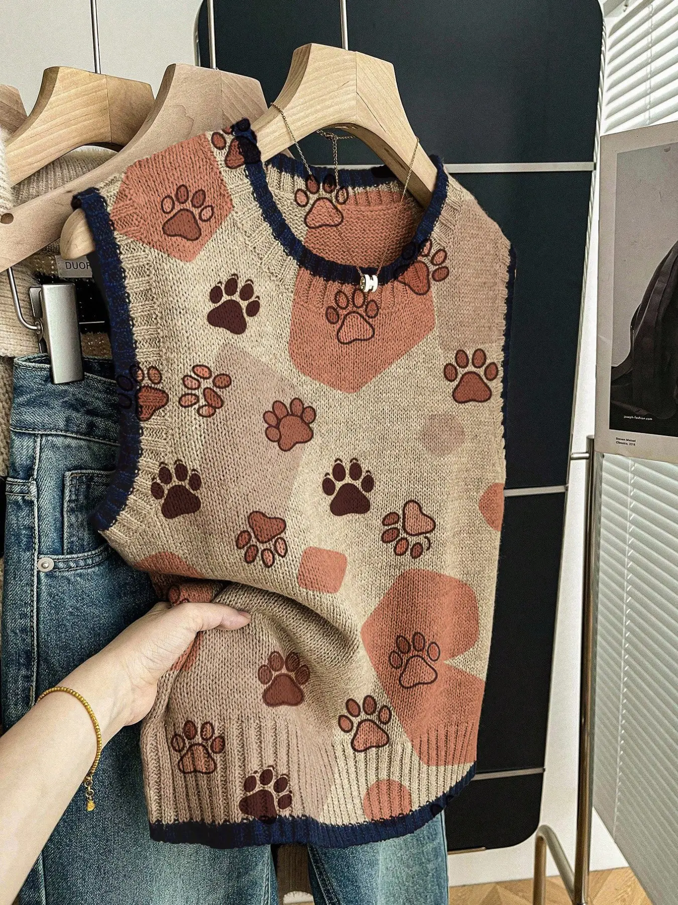 Women's Spring Summer Casual Loose Round Neck Sleeveless Knit Top, Deep Blue Color Block Patchwork Dog Paw Print, with Knitting Vest Womenswear